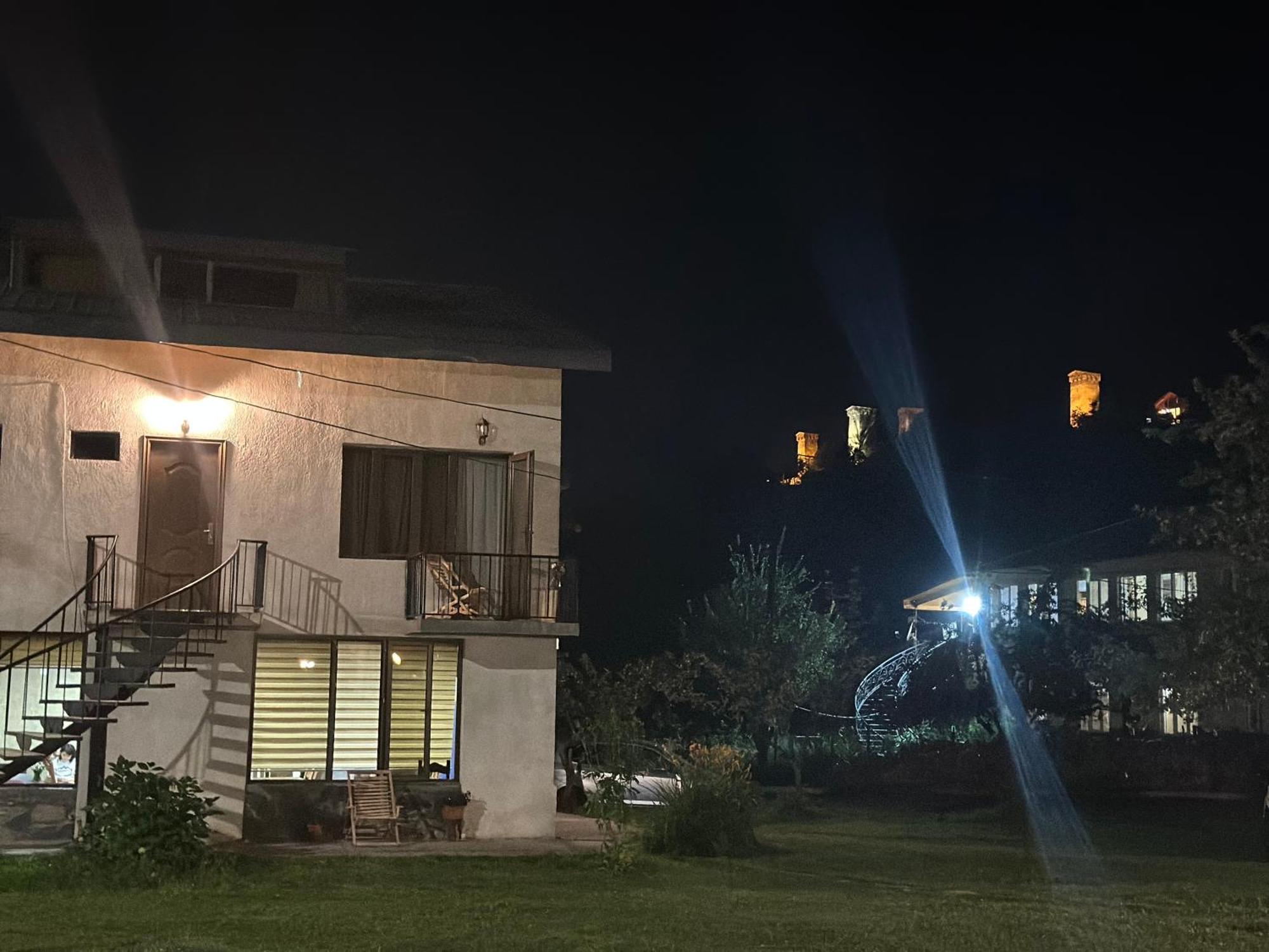 Bala'S House Hotel Mestia Ngoại thất bức ảnh