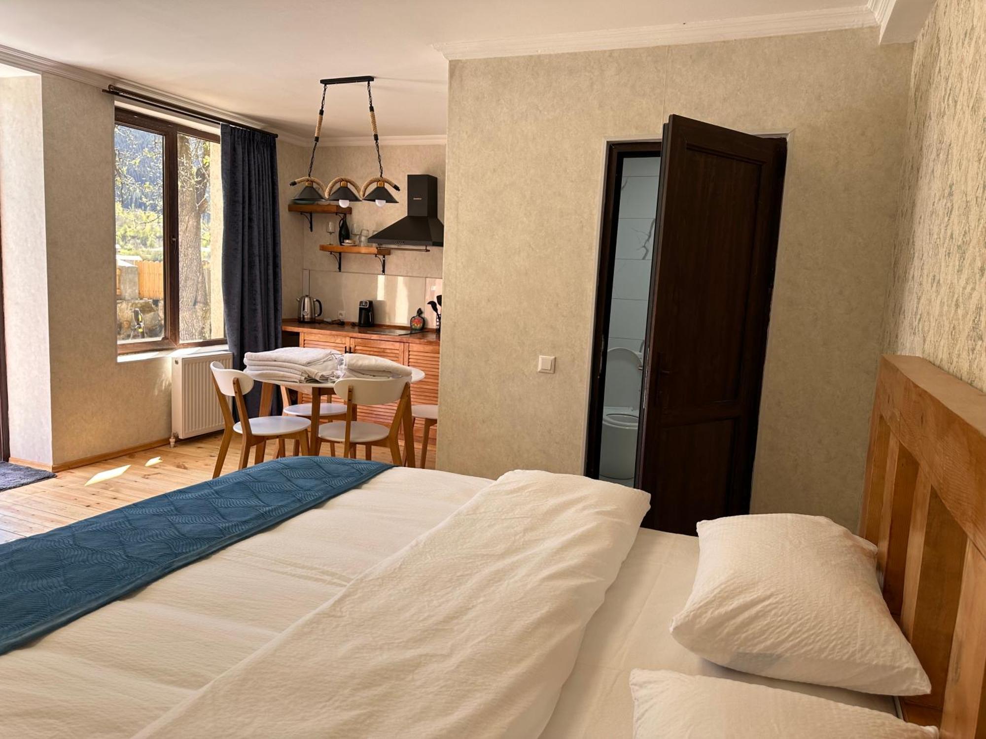 Bala'S House Hotel Mestia Ngoại thất bức ảnh